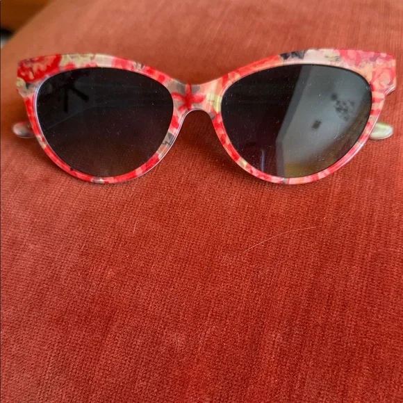 Patricia Nash Red Floral Sunglasses - Picture 1 of 5